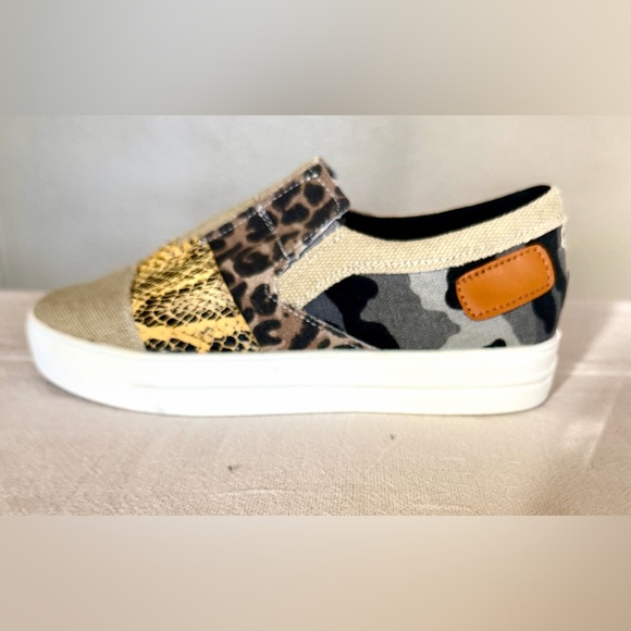 okohoko Shoes - Okohoko slip on sneakers new size 38